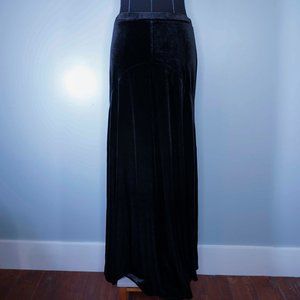 Ecote Half-Moon Velvet Maxi Skirt